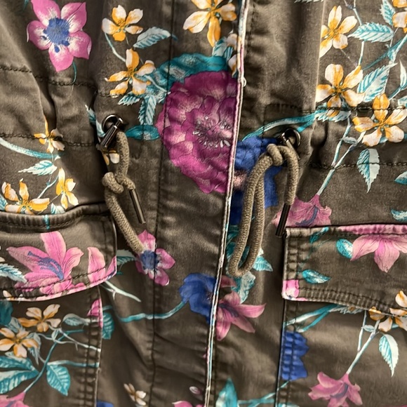 Lane Bryant Floral Jacket Size 14/16 - Picture 3 of 11